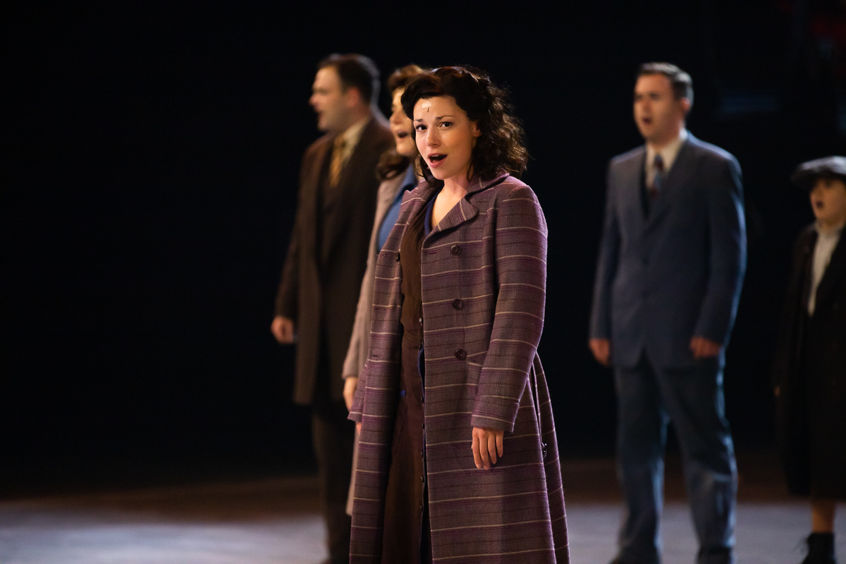 Première 40-45 voor Maja Van Honsté, Daphne Wellens en Hans De Munter @ studio 100 Pop-Up Theater, foto 25, foto's door Goele Bormans - FrontView Magazine