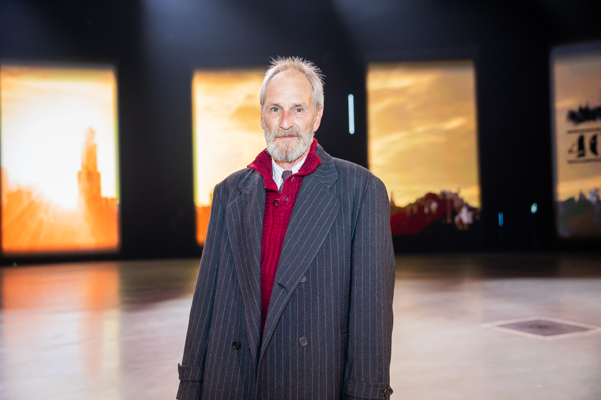 Première 40-45 voor Maja Van Honsté, Daphne Wellens en Hans De Munter @ studio 100 Pop-Up Theater, foto 42, foto's door Goele Bormans - FrontView Magazine
