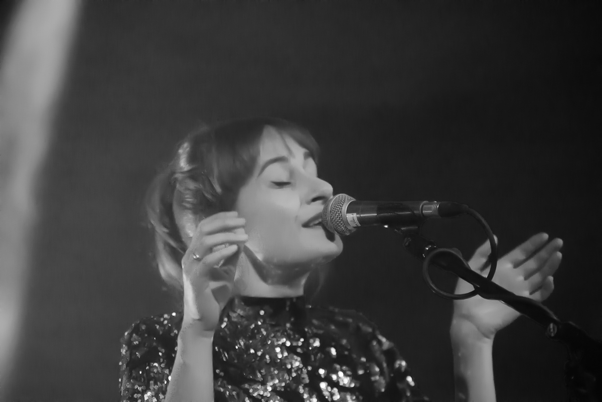 Hydrogen Sea @ De Casino, picture 2, photographed by Bart Baevegems - FrontView Magazine