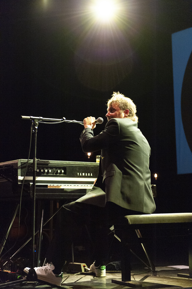 Canvas Belpop Live @ Trix, picture 5, photographed by Sandra Van Watermeulen - FrontView Magazine