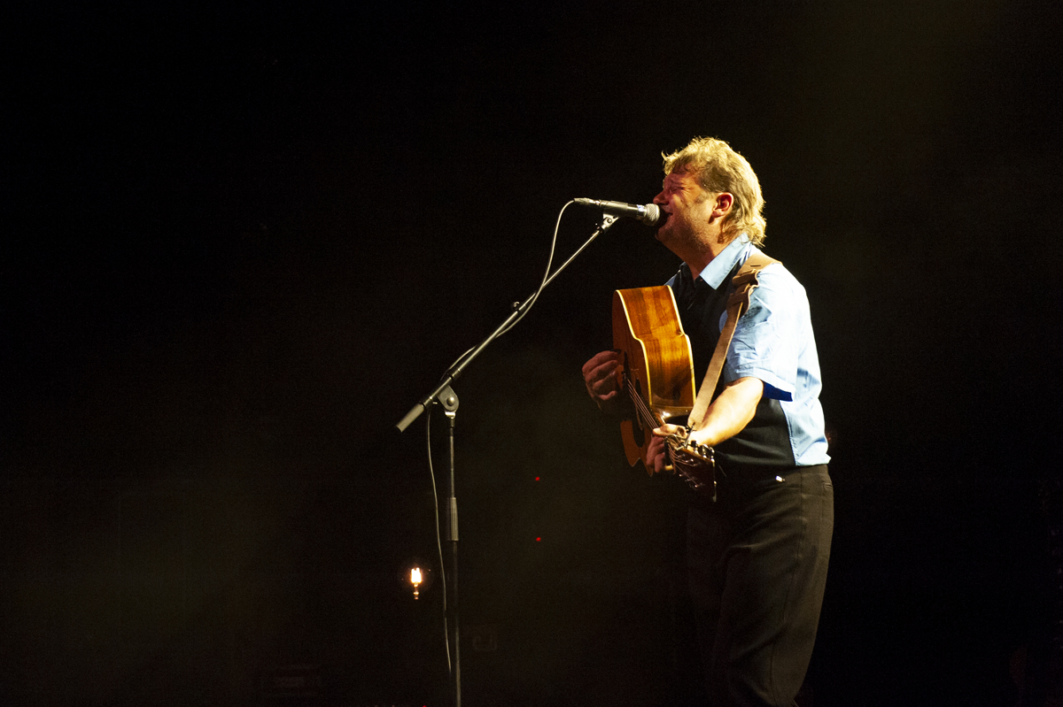 Canvas Belpop Live @ Trix, picture 15, photographed by Sandra Van Watermeulen - FrontView Magazine