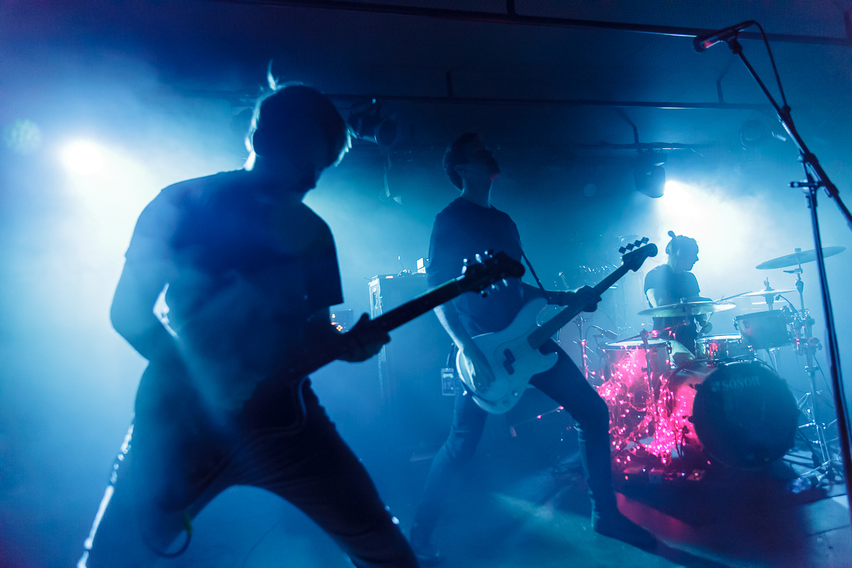 Møl @ Trix Club, picture 1, photographed by Peter Smet - FrontView Magazine