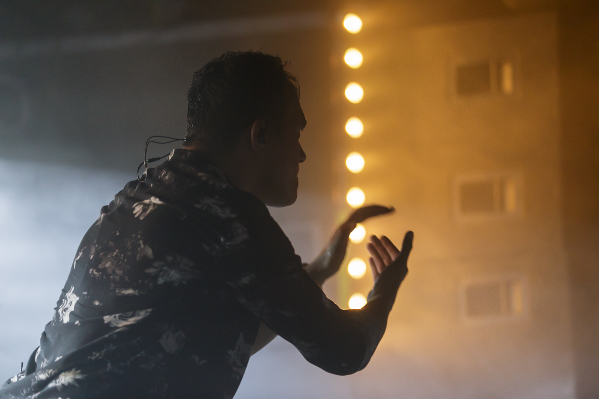 Møl @ Trix Club, picture 7, photographed by Peter Smet - FrontView Magazine