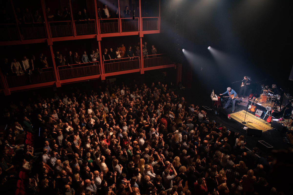Stef Kamil Carlens @ Ancienne Belgique, picture 16, photographed by David Johnson - FrontView Magazine