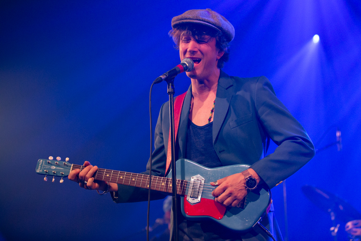 Stef Kamil Carlens @ Ancienne Belgique, picture 18, photographed by David Johnson - FrontView Magazine