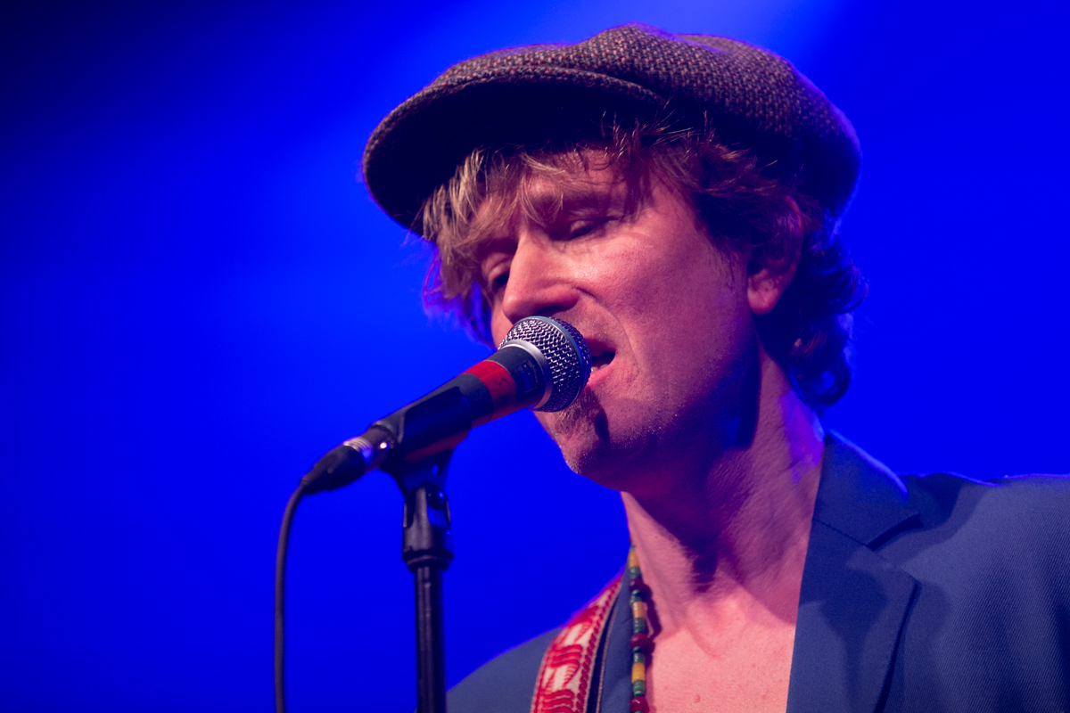 Stef Kamil Carlens @ Ancienne Belgique, picture 28, photographed by David Johnson - FrontView Magazine