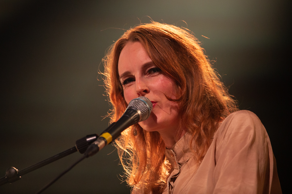 Stef Kamil Carlens @ Ancienne Belgique, picture 31, photographed by David Johnson - FrontView Magazine