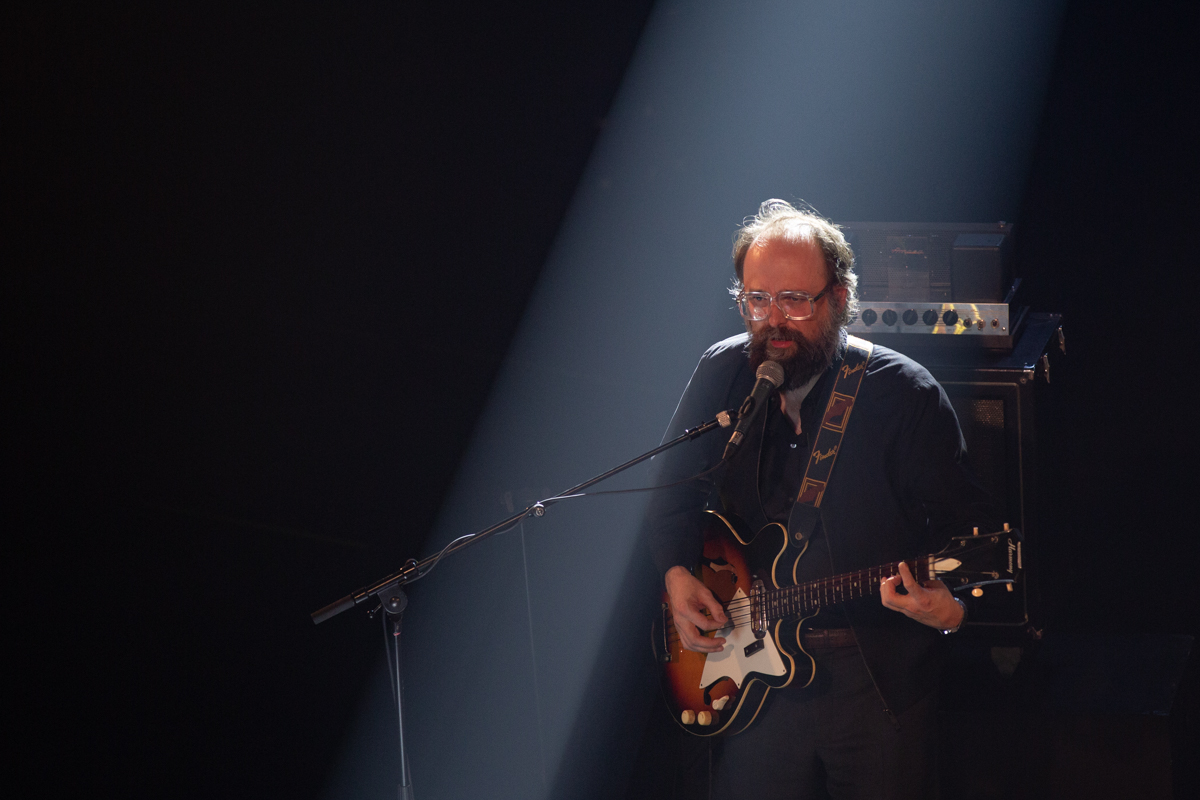 Stef Kamil Carlens @ Ancienne Belgique, picture 36, photographed by David Johnson - FrontView Magazine