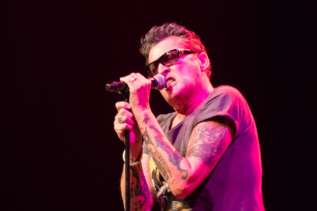 Golden Earring - Live in Concert 2019 @ Ethias Theater, picture 8, photographed by Hilde  Hermans - FrontView Magazine