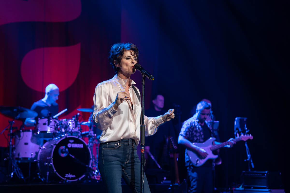 Lisa Stansfield @ Ancienne Belgique, picture 2, photographed by David Johnson - FrontView Magazine