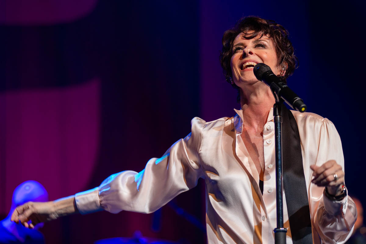 Lisa Stansfield @ Ancienne Belgique, picture 5, photographed by David Johnson - FrontView Magazine