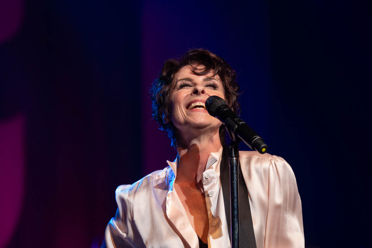 Lisa Stansfield @ Ancienne Belgique, picture 6, photographed by David Johnson - FrontView Magazine