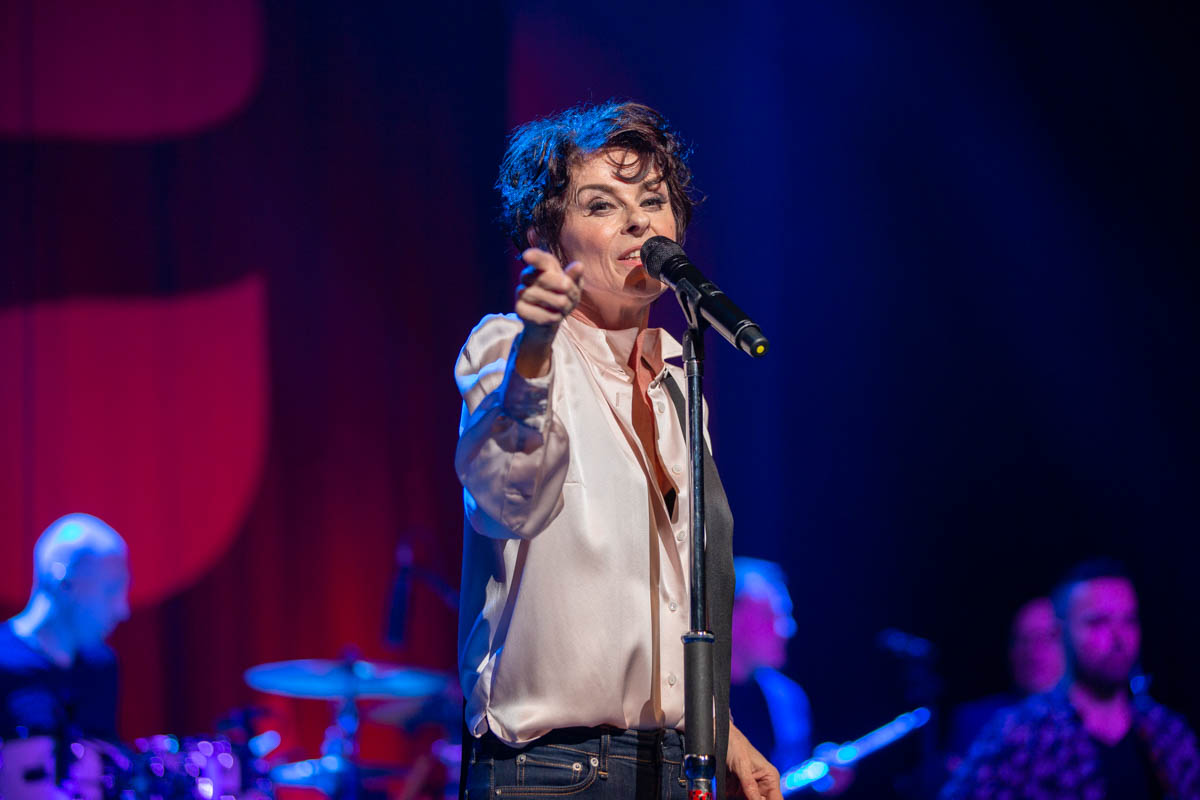 Lisa Stansfield @ Ancienne Belgique, picture 10, photographed by David Johnson - FrontView Magazine