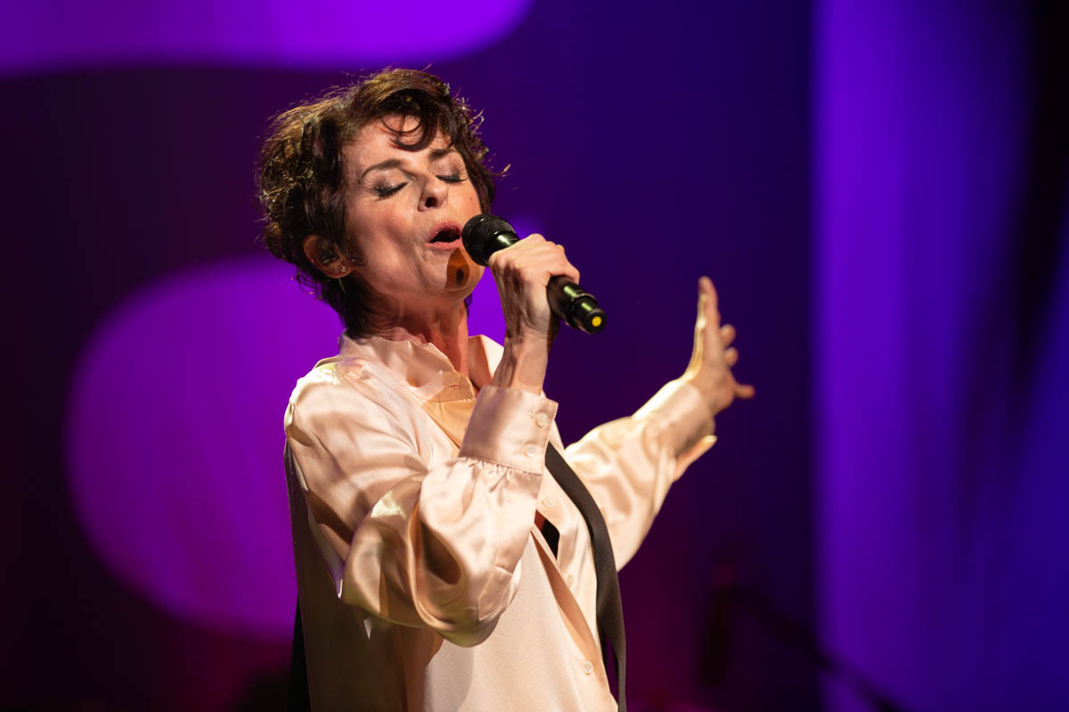 Lisa Stansfield @ Ancienne Belgique, picture 16, photographed by David Johnson - FrontView Magazine
