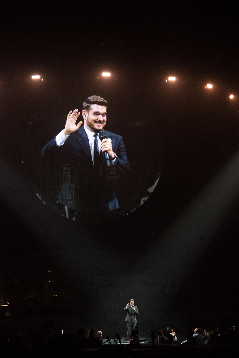 Michael Bublé @ Sportpaleis, picture 18, photographed by Sandra Van Watermeulen - FrontView Magazine