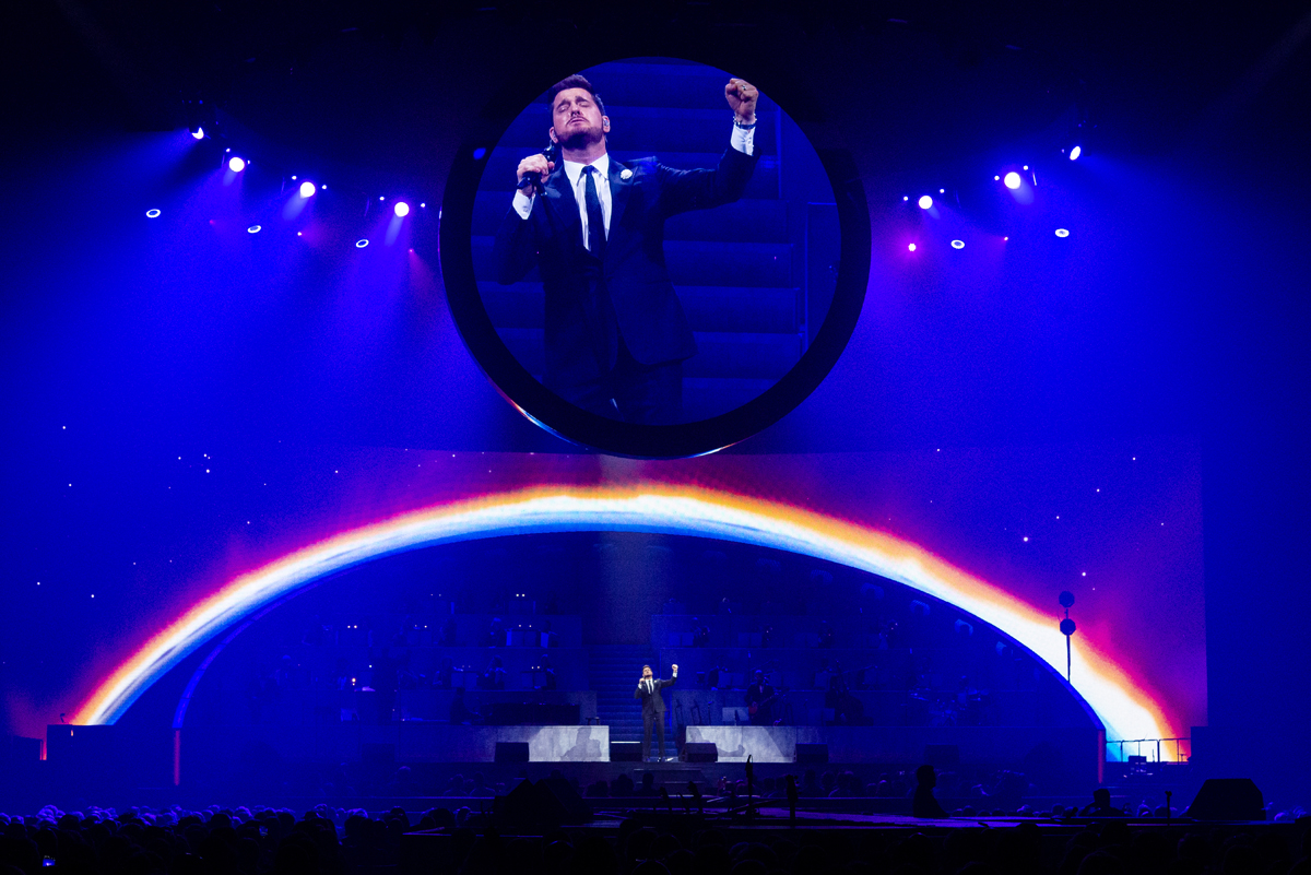 Michael Bublé @ Sportpaleis, picture 23, photographed by Sandra Van Watermeulen - FrontView Magazine