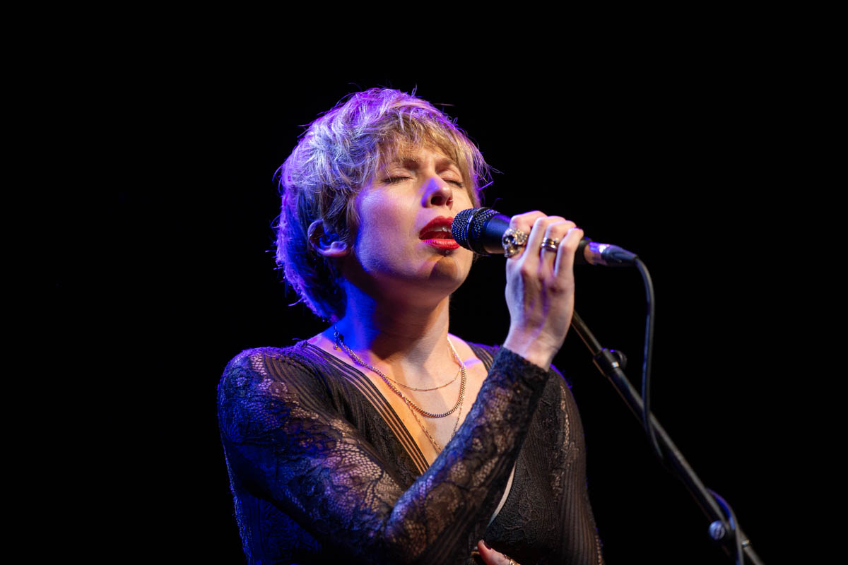 Jazz Morley @ Ancienne Belgique, picture 5, photographed by David Johnson - FrontView Magazine