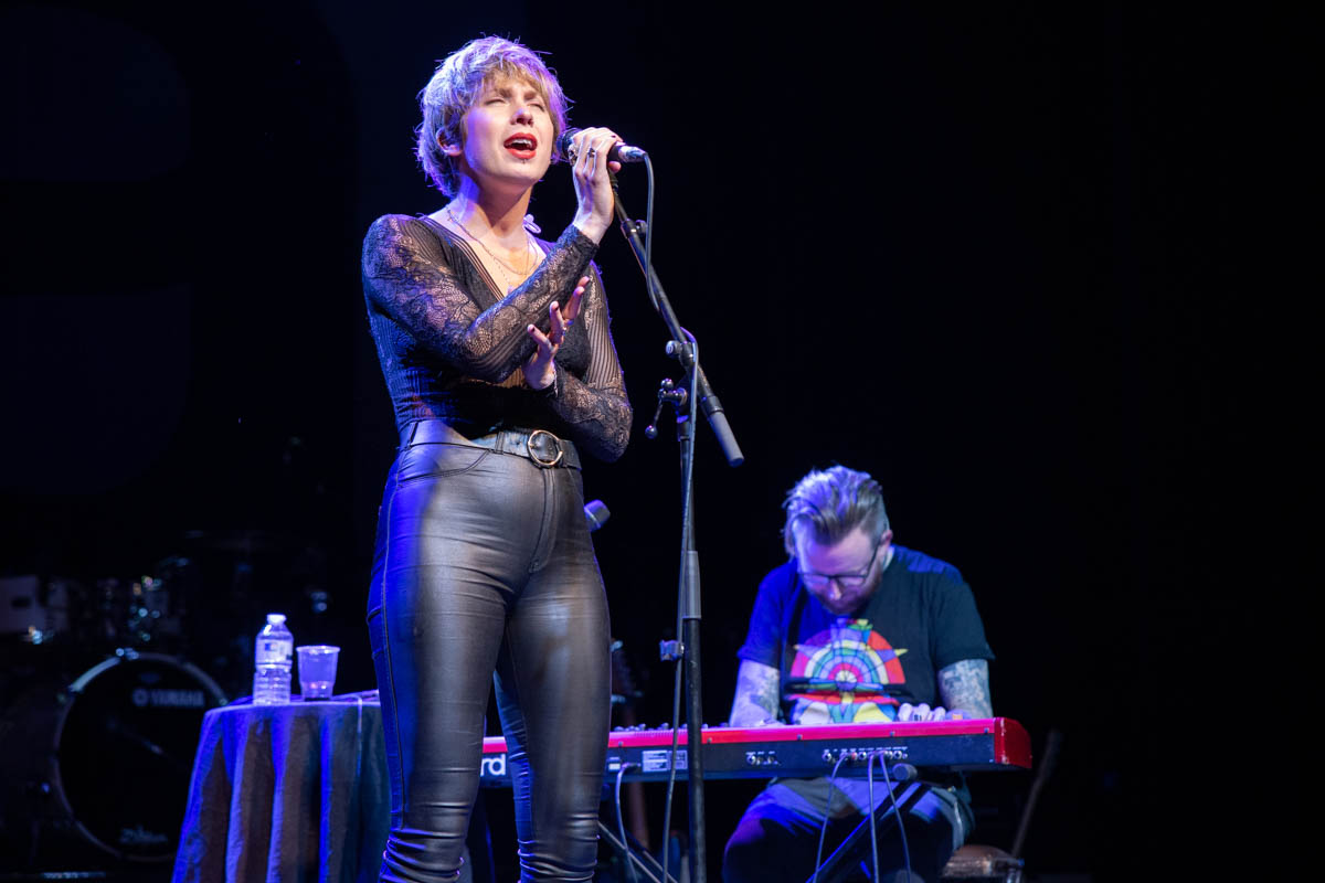Jazz Morley @ Ancienne Belgique, picture 7, photographed by David Johnson - FrontView Magazine