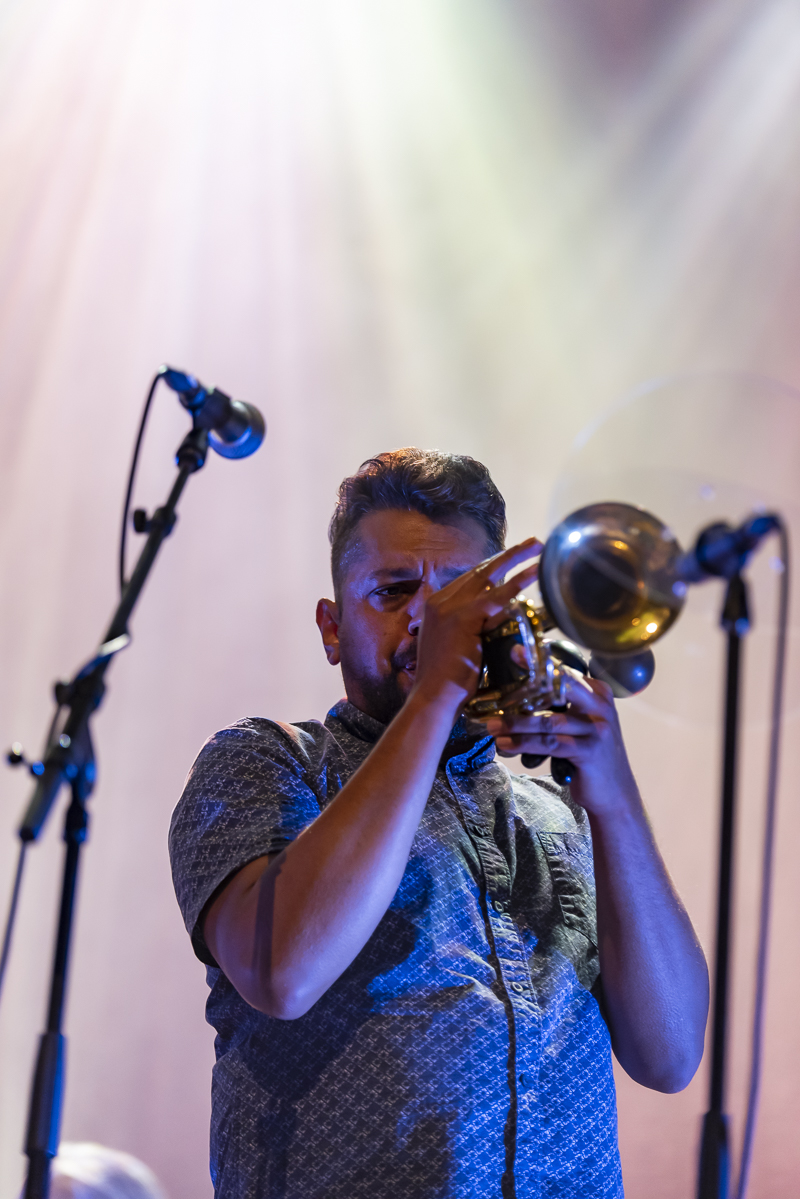 Calexico And Iron & Wine @ De Roma, foto 12, foto's door Christian Kwa - FrontView Magazine