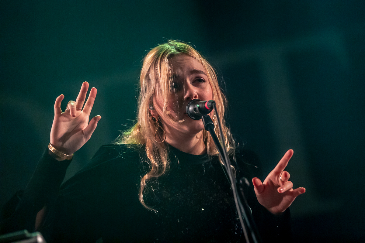 Portland @ Ancienne Belgique, picture 11, photographed by Chris Lippens - FrontView Magazine