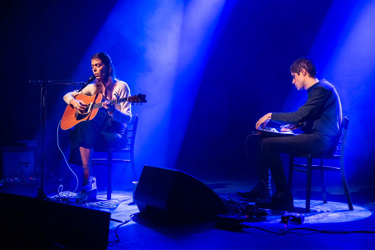 Julie Byrne @ Ancienne Belgique, picture 3, photographed by David Johnson - FrontView Magazine