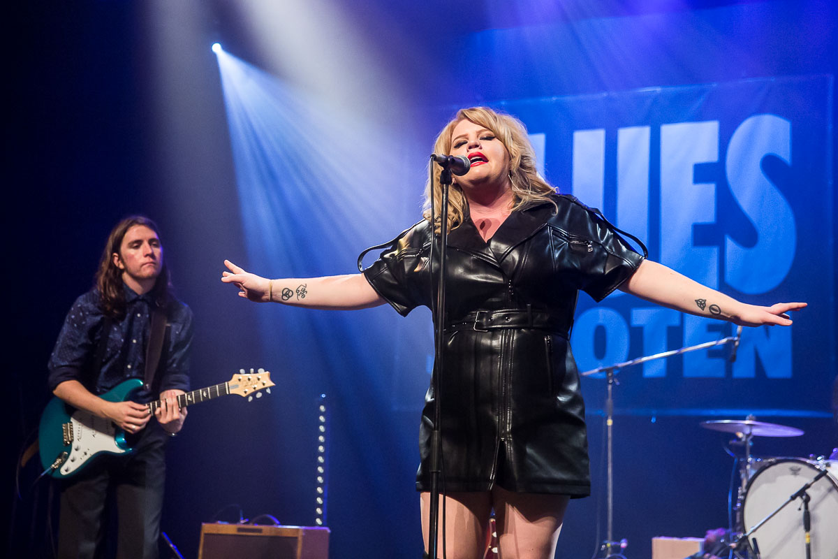 Casey Hensley @ Blues in Schoten 2019, foto 18, foto's door Marc Verdonck - FrontView Magazine