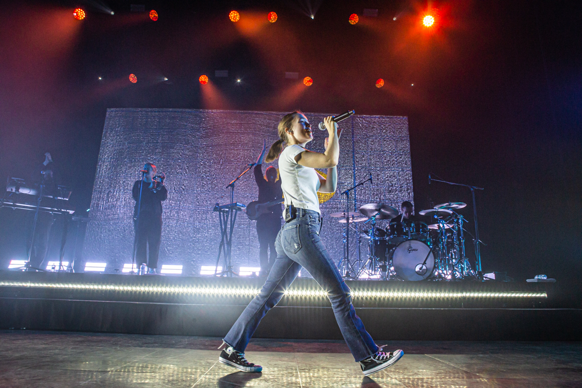 Sigrid @ Ancienne Belgique, picture 18, photographed by Dieter  Boone - FrontView Magazine