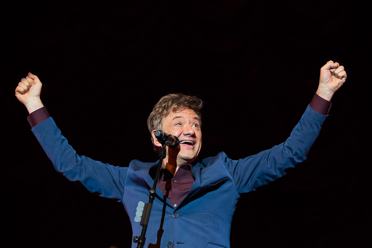 Bart Peeters Deluxe 2019 @ Lotto Arena, foto 1, foto's door Marc Verdonck - FrontView Magazine