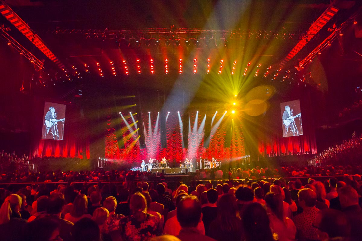 Bart Peeters Deluxe 2019 @ Lotto Arena, foto 10, foto's door Marc Verdonck - FrontView Magazine