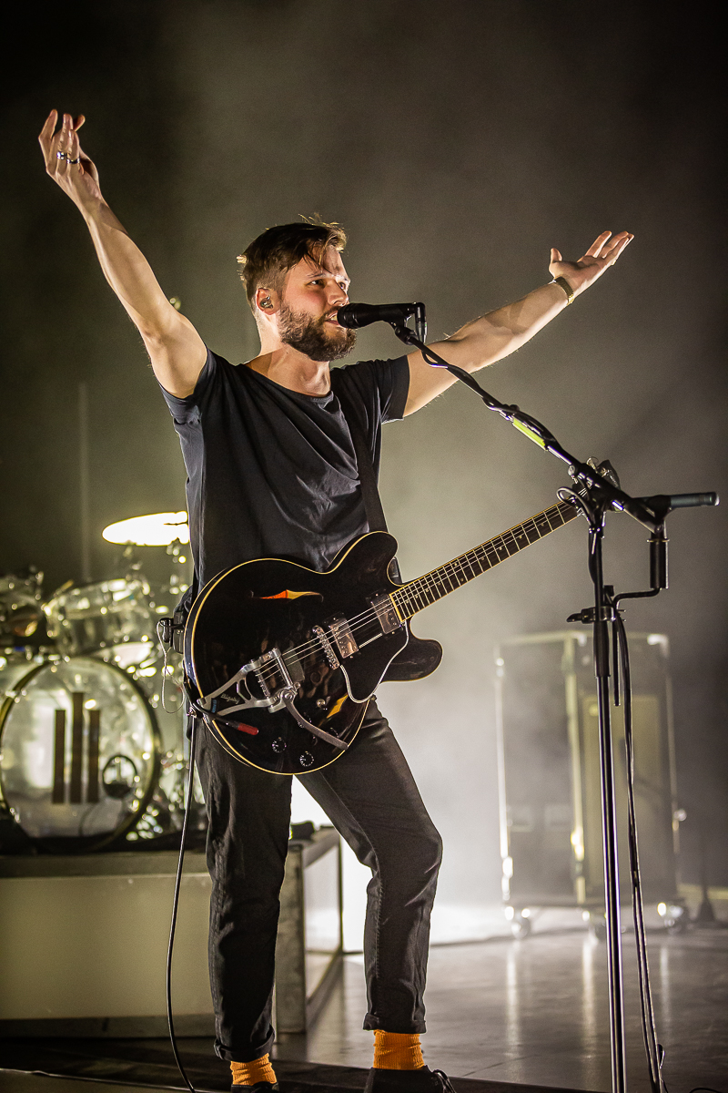 White Lies @ Koninklijk Circus, foto 3, foto's door Chris Lippens - FrontView Magazine