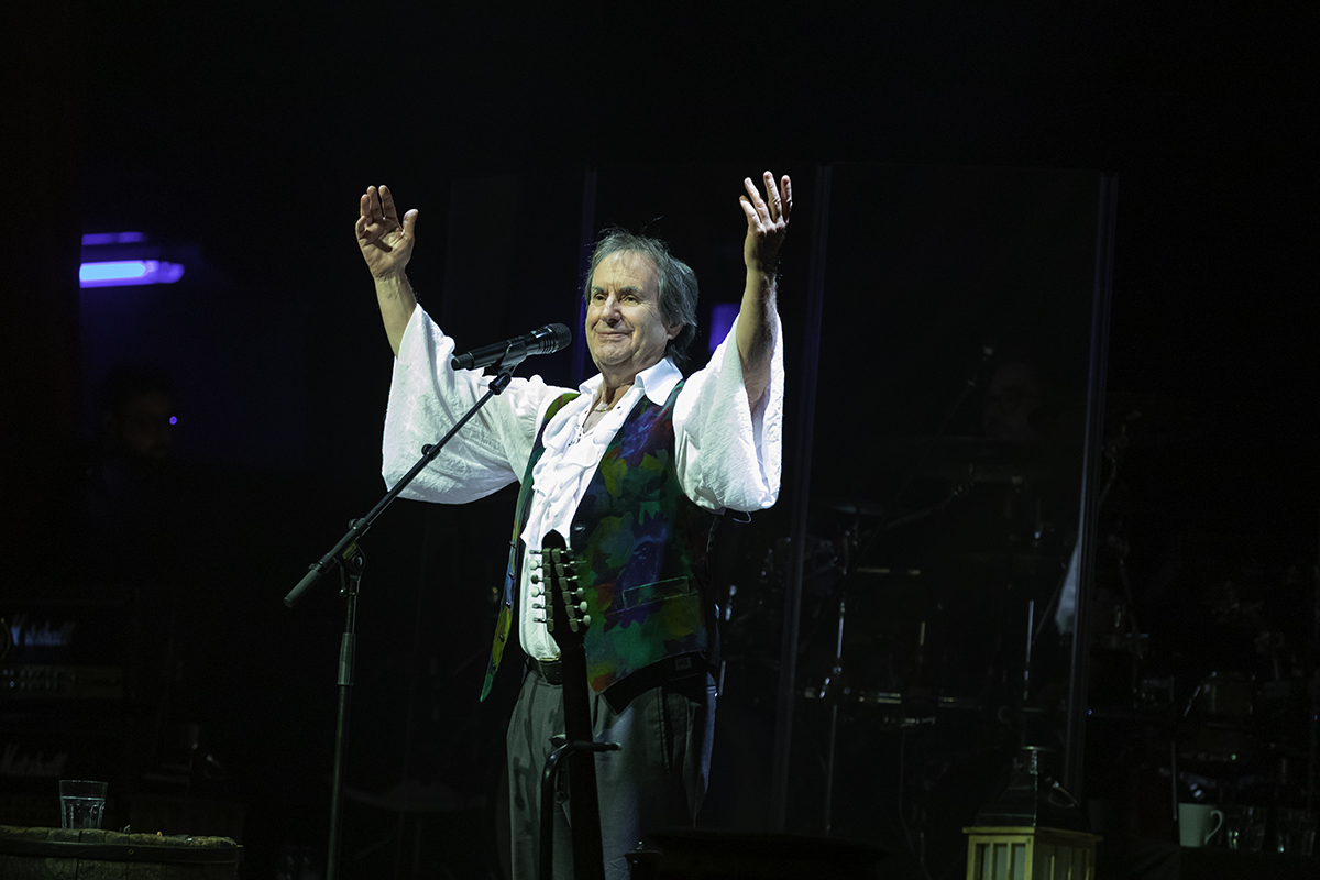 Chris De Burgh @ De Roma, picture 5, photographed by dirk janssens - FrontView Magazine