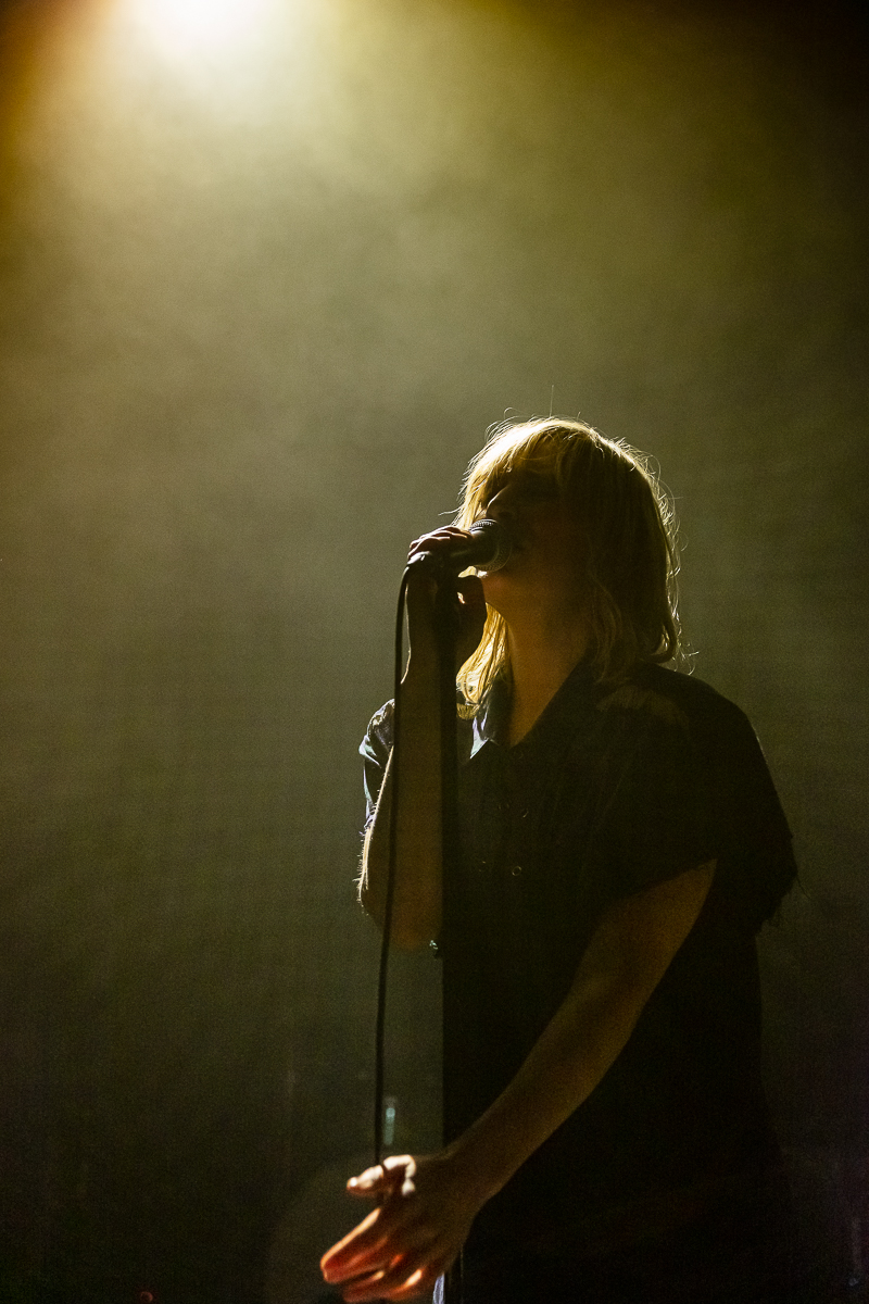 Geike Arnaert @ De Casino, picture 4, photographed by Chris Lippens - FrontView Magazine
