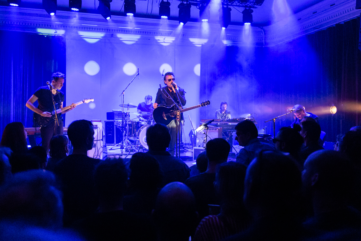 Dead Man Ray @ De Casino, foto 7, foto's door David Johnson - FrontView Magazine