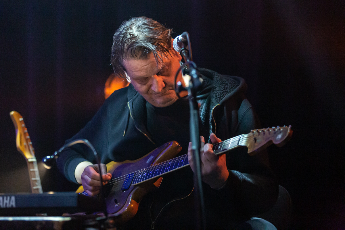 Dead Man Ray @ De Casino, foto 11, foto's door David Johnson - FrontView Magazine