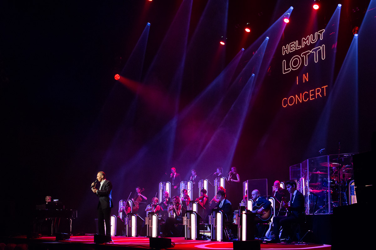 Helmut Lotti in Concert @ Koningin Elisabethzaal, picture 8, photographed by Marc Verdonck - FrontView Magazine