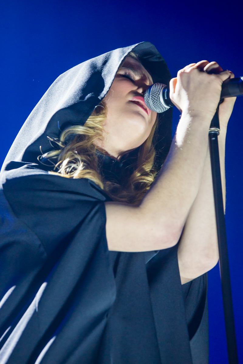 Hooverphonic @ Het Depot, picture 8, photographed by Heidi Nys - FrontView Magazine