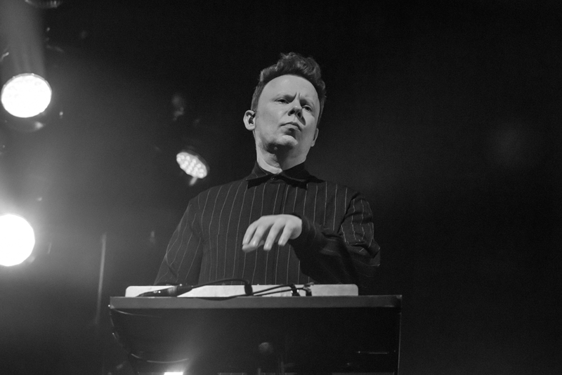 Hooverphonic @ Het Depot, picture 9, photographed by Heidi Nys - FrontView Magazine