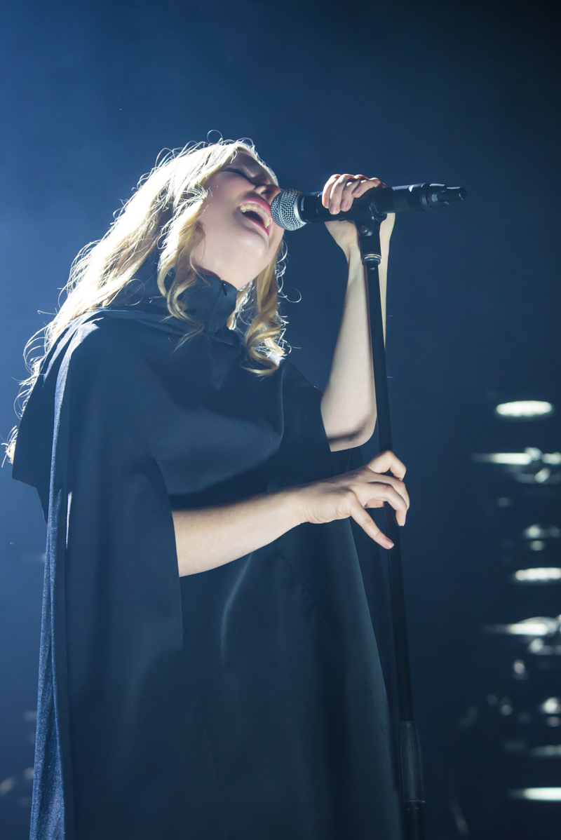 Hooverphonic @ Het Depot, picture 11, photographed by Heidi Nys - FrontView Magazine