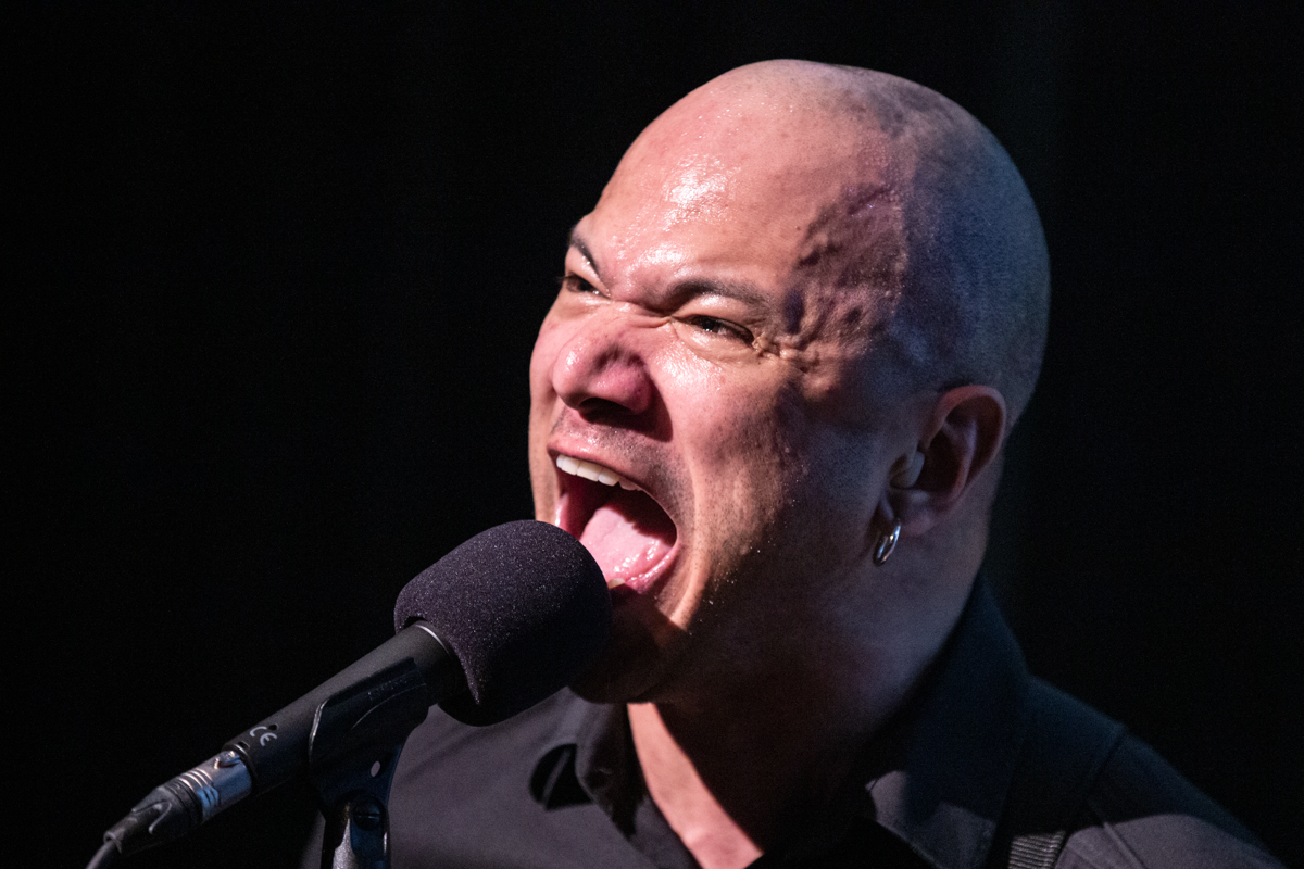 Danko Jones @ De Casino, foto 7, foto's door David Johnson - FrontView Magazine