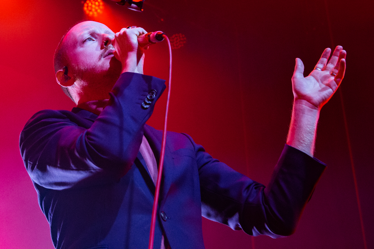 Two Door cinema club @ Ancienne Belgique, picture 2, photographed by Dieter  Boone - FrontView Magazine