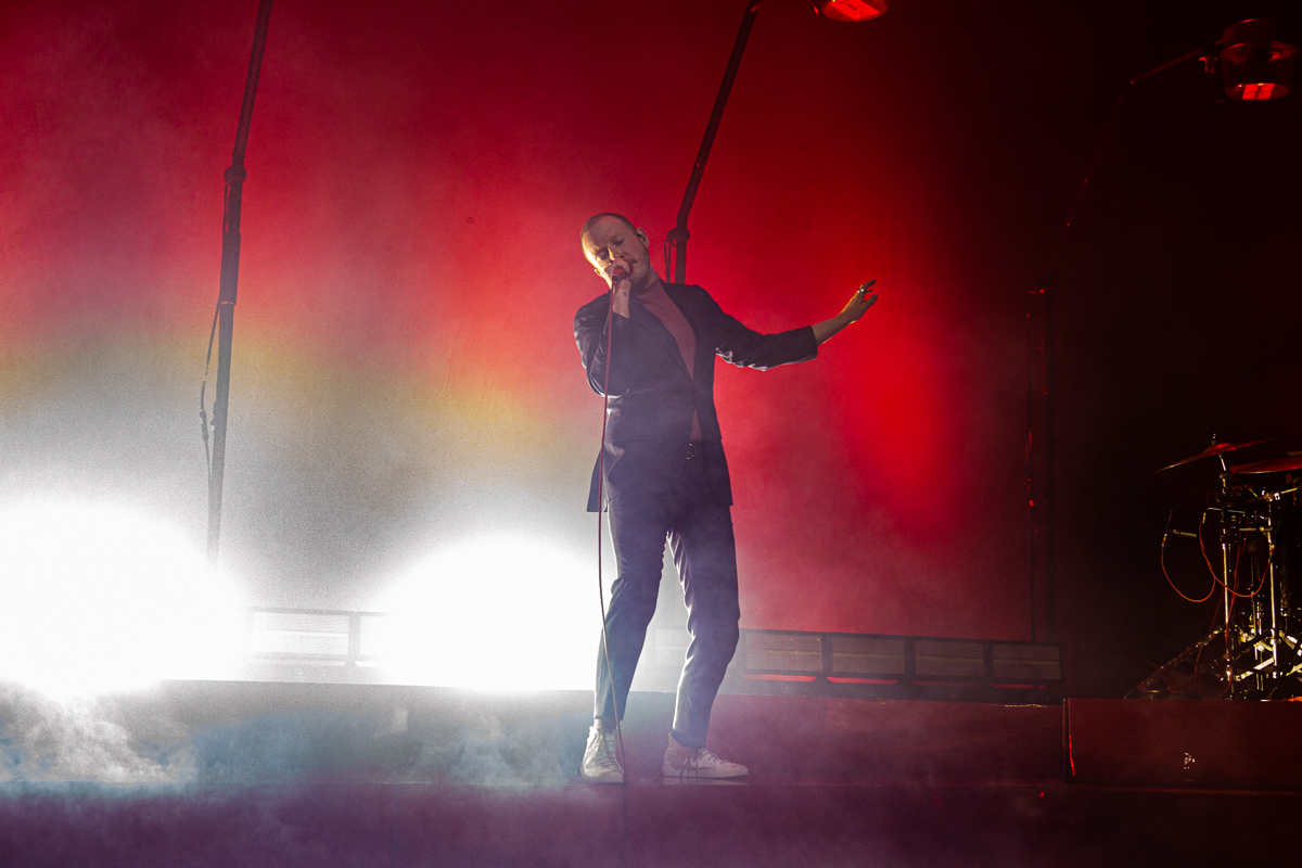 Two Door cinema club @ Ancienne Belgique, picture 3, photographed by Dieter  Boone - FrontView Magazine