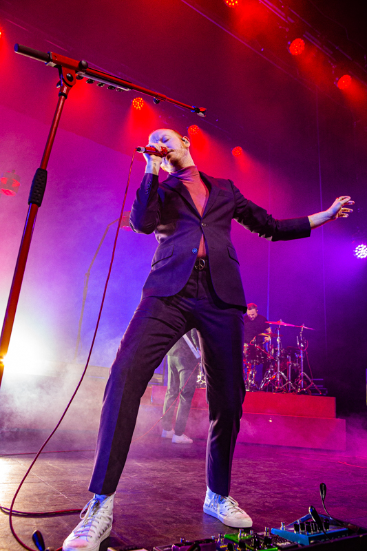 Two Door cinema club @ Ancienne Belgique, picture 4, photographed by Dieter  Boone - FrontView Magazine