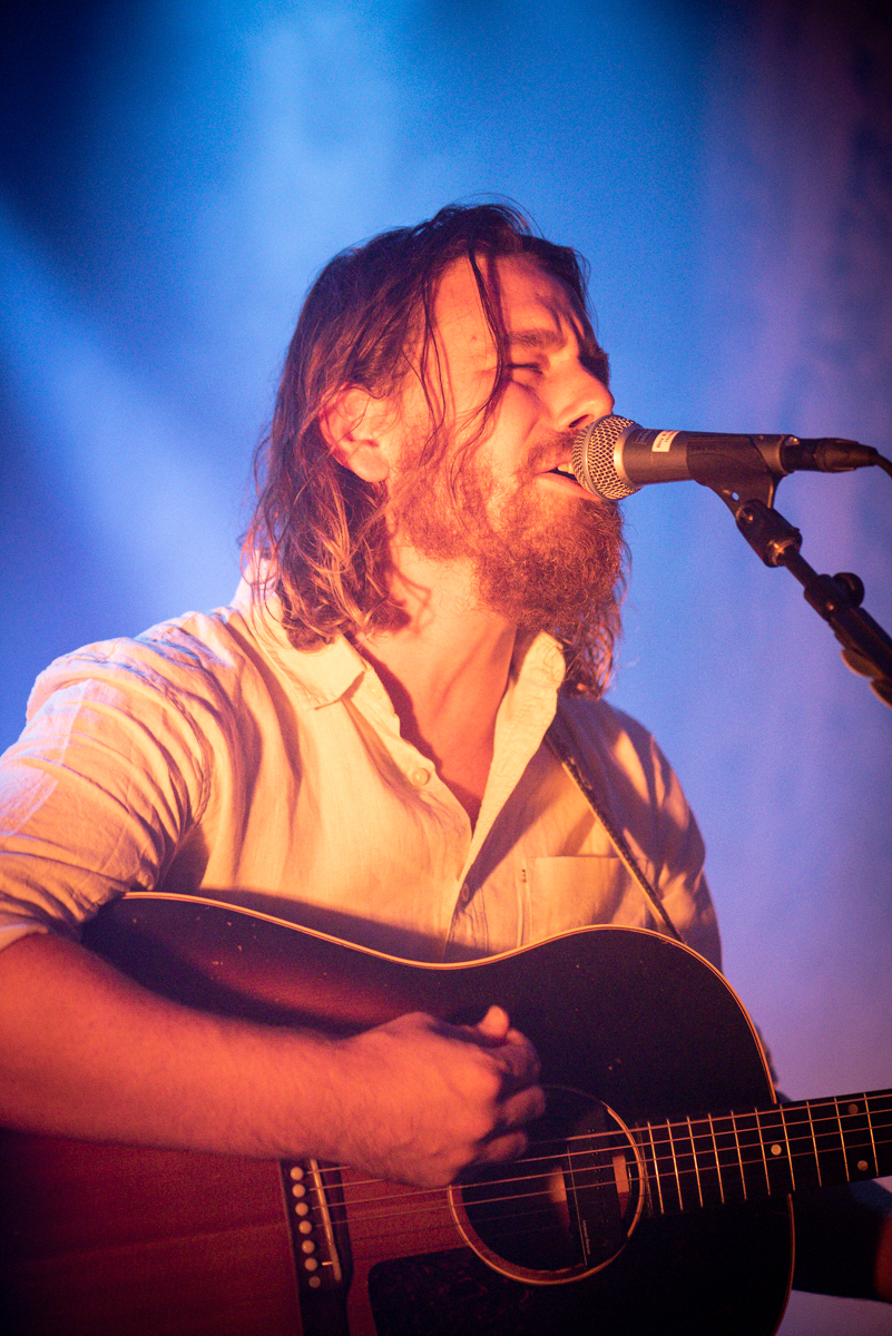 Boy & Bear (met Wildwood Kin) @ De Roma, picture 11, photographed by Myra Segers - FrontView Magazine