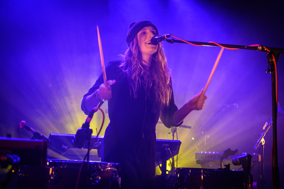 Boy & Bear (met Wildwood Kin) @ De Roma, picture 13, photographed by Myra Segers - FrontView Magazine