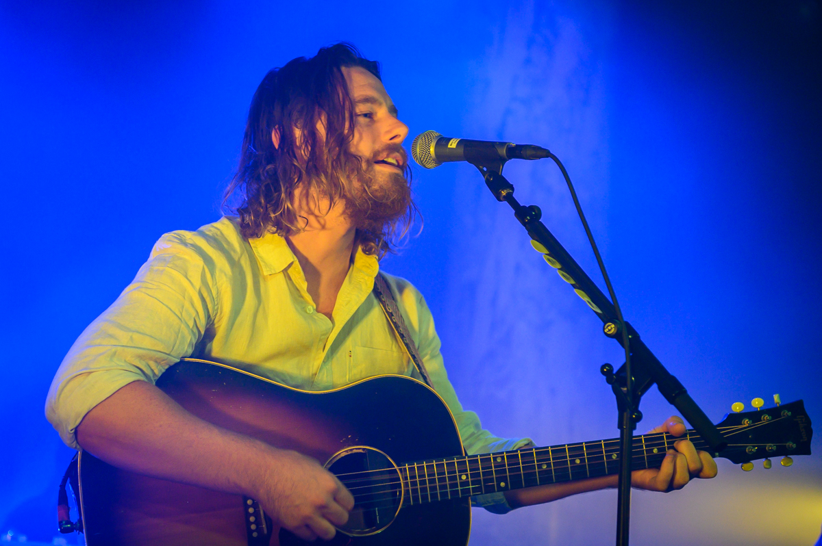 Boy & Bear (met Wildwood Kin) @ De Roma, picture 25, photographed by Myra Segers - FrontView Magazine