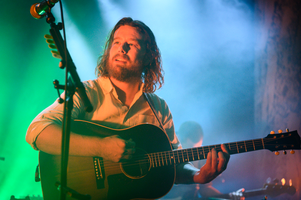 Boy & Bear (met Wildwood Kin) @ De Roma, picture 32, photographed by Myra Segers - FrontView Magazine