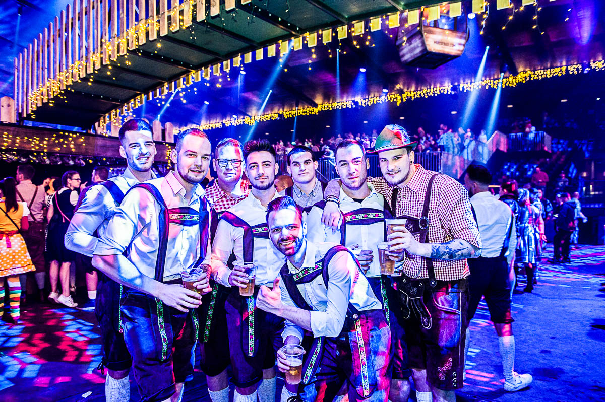 Moose Bar XXL @ sportpaleis, picture 8, photographed by Gert Daemen - FrontView Magazine