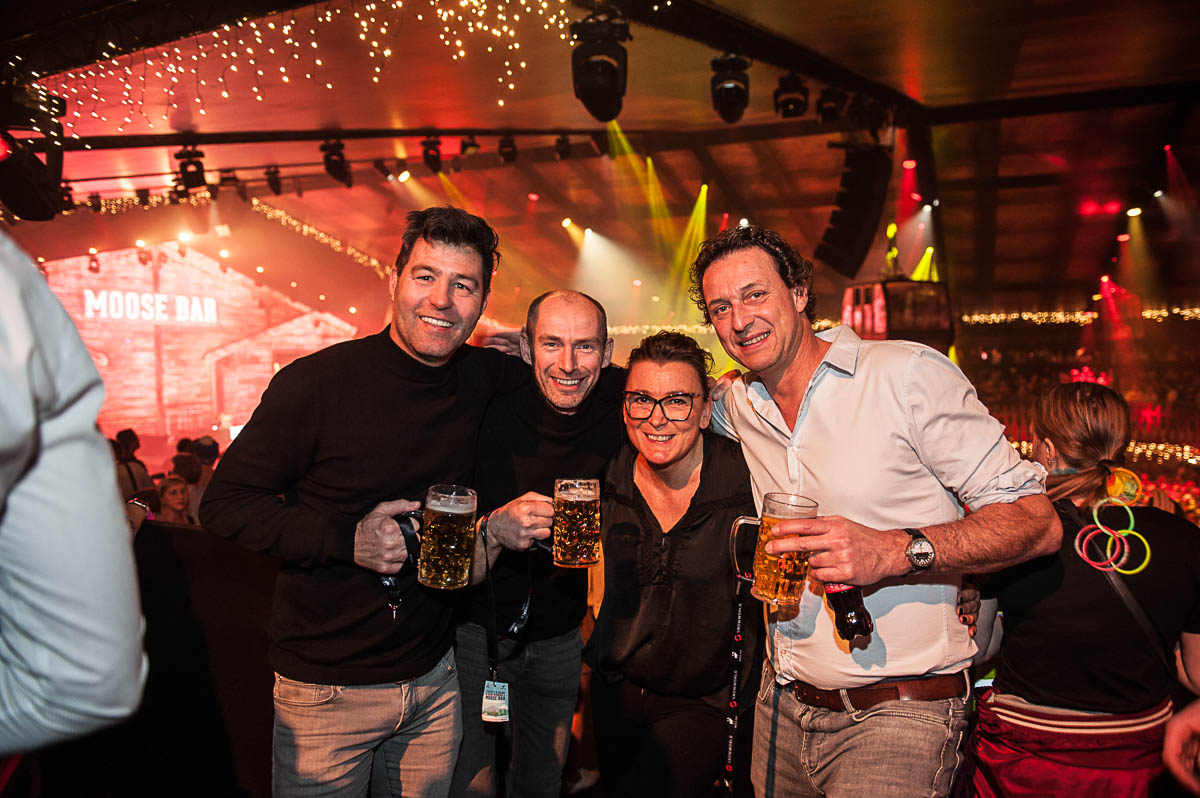 Moose Bar XXL @ sportpaleis, picture 24, photographed by Gert Daemen - FrontView Magazine
