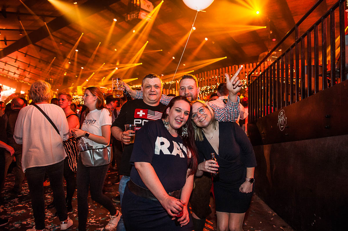 Moose Bar XXL @ sportpaleis, picture 30, photographed by Gert Daemen - FrontView Magazine