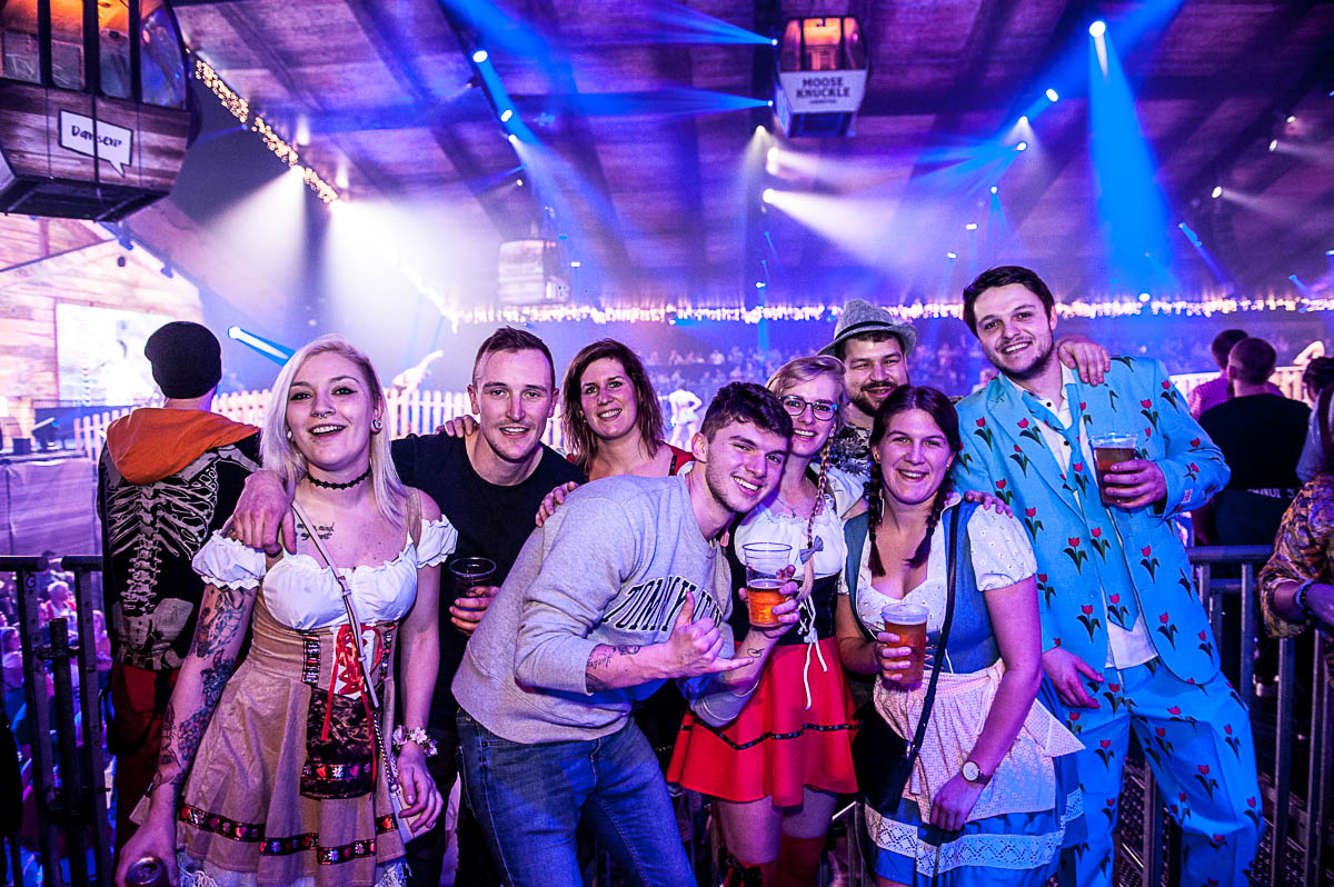 Moose Bar XXL @ sportpaleis, picture 37, photographed by Gert Daemen - FrontView Magazine